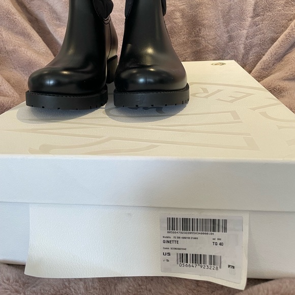 NIB Moncler Ginette Rain Boots SZ40 - Picture 4 of 5